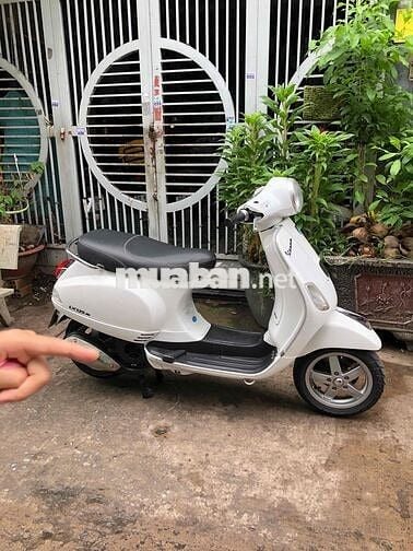 Vespa LX 125 3V 2013 Trắng. siu chất lượng êm du