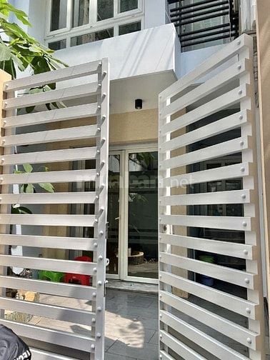 HXH Q10 NGUYỄN NGỌC LỘC - NGAY TRƯỜNG QUỐC TẾ VIỆT ÚC - 65M2 - 4 TẦNG 