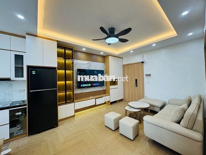 Bán chung cư đẹp nhất cầu giấy 3PN, 2VS, nội thất đầy đủ nhỉnh 6 tỷ