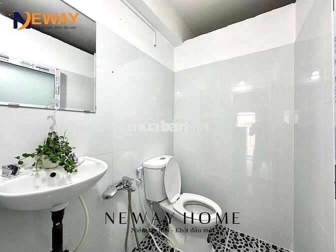Phòng ban công - Gần chợ Tân Mỹ, UFM, KCX Tân Thuận, SC ViVo, Quận 1,4