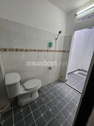 Cho thuê NR, mới, 2PN, 2WC, ĐS6, Bình Tân