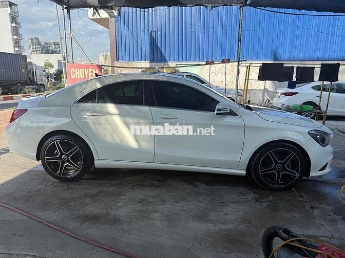 Mercedes CLA 200 Trắng 70.000 km