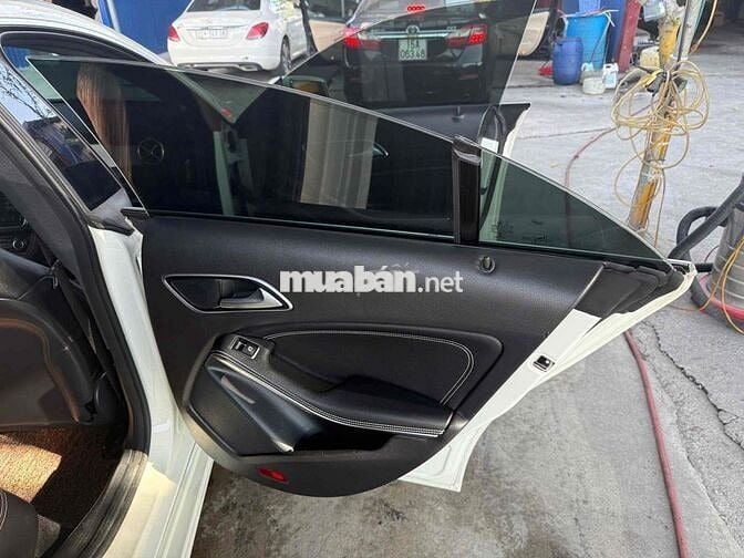 Mercedes CLA 200 Trắng 70.000 km