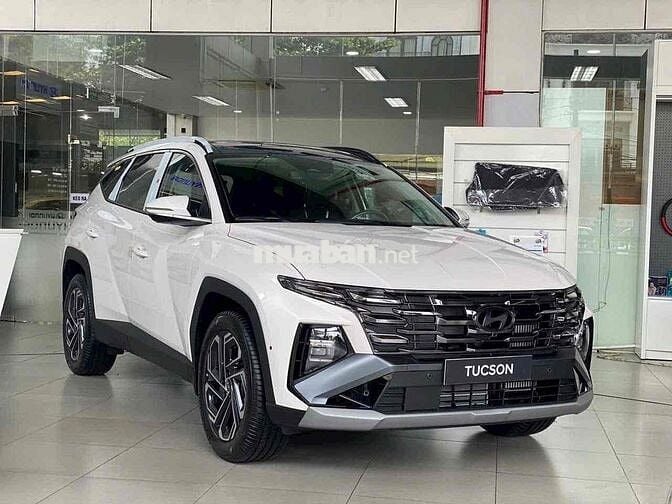 Hyundai Tucson Turbo Trắng ƯU ĐÃI GẦN 100% LPTB
