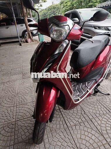 Honda Lead Đỏ Việt Nam