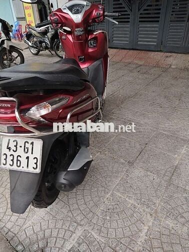 Honda Lead Đỏ Việt Nam