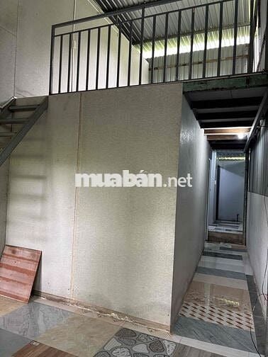 Nhà cho thuê căn 2tr5 (cọc 1tr) gần ngã 3 chợ Nhơn Đức