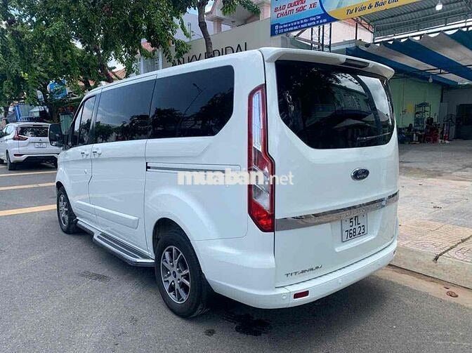 Ford Tourneo Titanium 2020 Xăng Trắng
