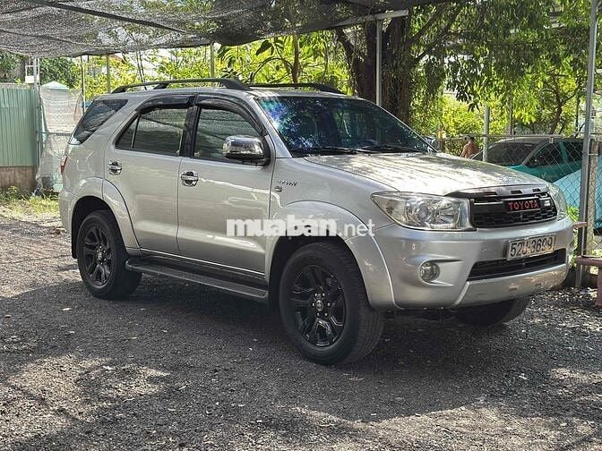 Toyota Fortuner 2009 Bạc 138.000 km