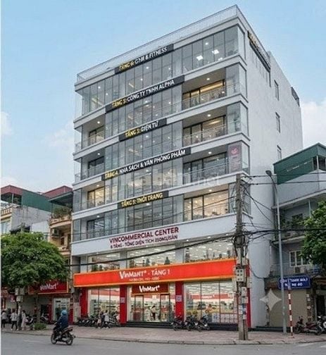 Cho thuê mặt bằng tầng 1, mặt tiền 10m, rộng 240m2 quận Cầu Giấy