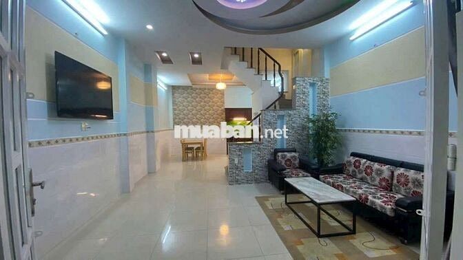 Cho thuê nhà 3 lầu.hưng lộ 2 bình trị đông 2.bình tân