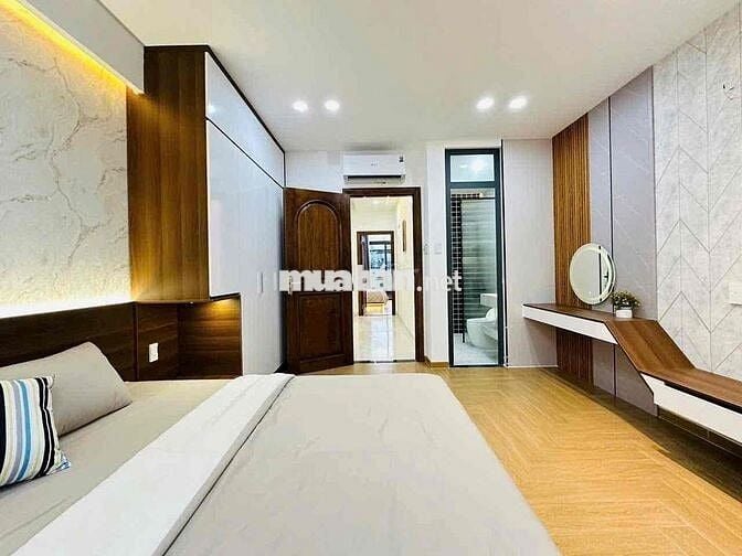 FREE TIỀN THUÊ THÁNG 7 - NHÀ 1/ QUANG TRUNG 4PN 6WC 33TR