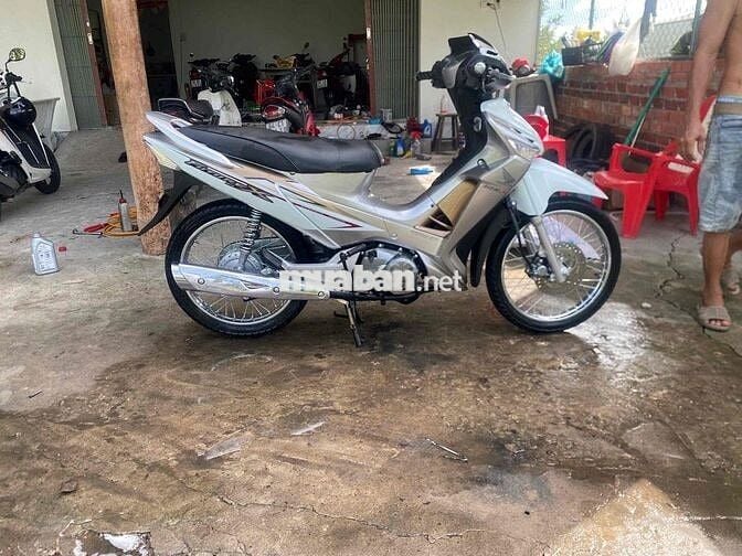 Honda Future X Bạc