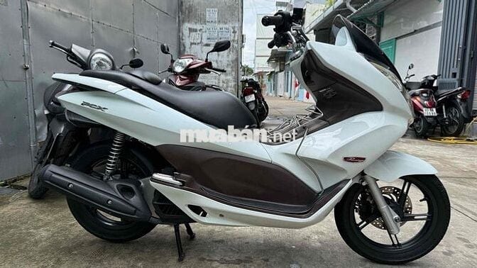 Honda PCX 2011 chất xe zin đẹp máy zin êm