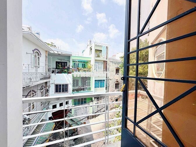 CHO THUÊ CHDV 2PN - BAN CÔNG FULL NỘI THẤT RỘNG 60m2 ngay PHÚ NHUẬN