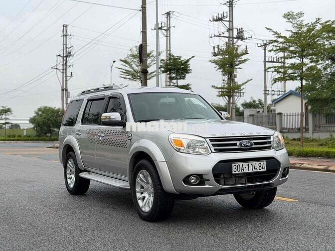 Ford Everest 2013 Form 2014 7 chỗ Dầu Bạc