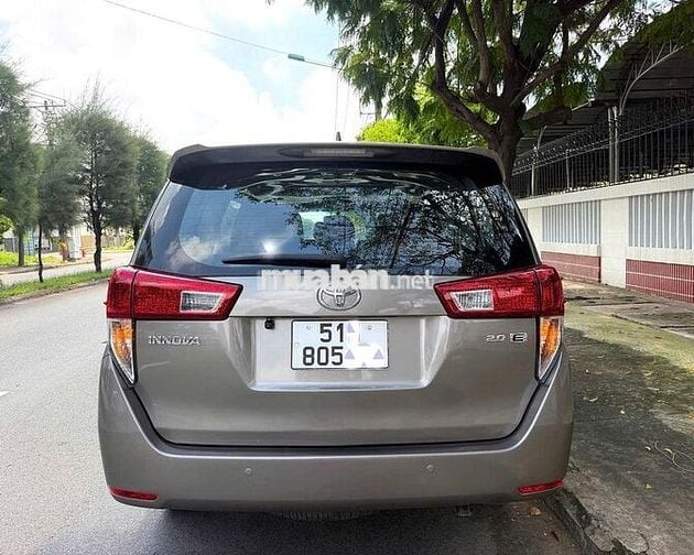Toyota Innova 2019 E Đồng ánh kim ngay chủ : 388tr