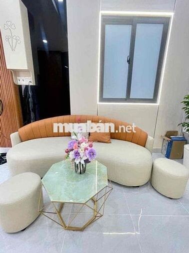 NHỈNH 4 TỶ - CÔNG VIÊN LÀNG HOA - 3PN - 3 TẦNG - P9, GV, HCM