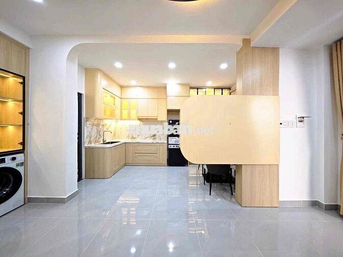 Nhà Mới Sát Mặt Tiền Nguyễn Văn Trỗi, Dân Trí