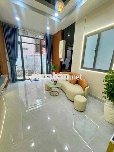 NHỈNH 4 TỶ - CÔNG VIÊN LÀNG HOA - 3PN - 3 TẦNG - P9, GV, HCM