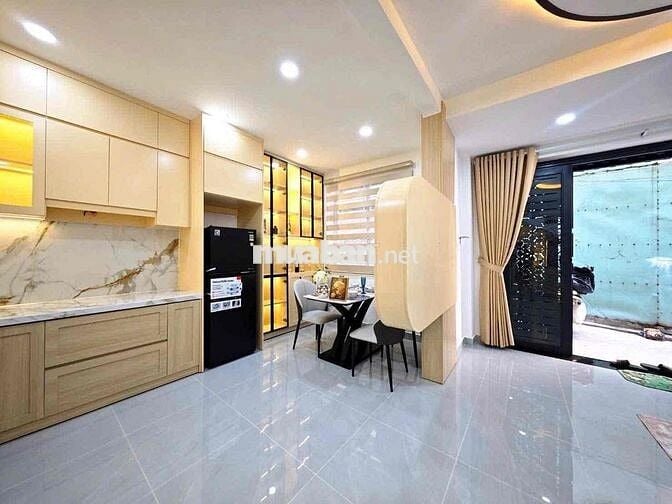 Nhà Mới Sát Mặt Tiền Nguyễn Văn Trỗi, Dân Trí