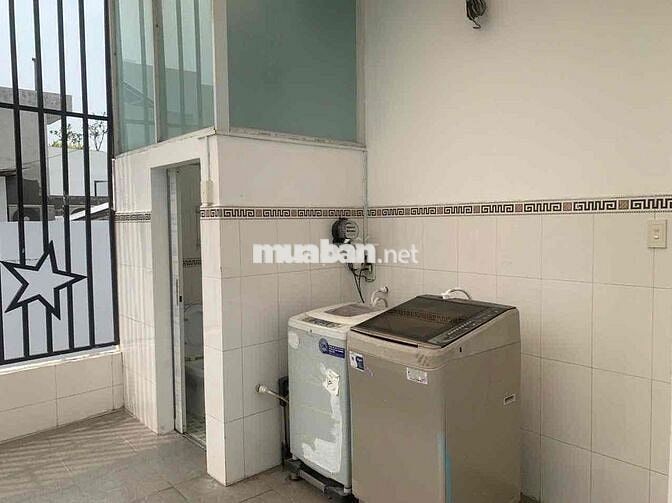 Phòng 25m2 đầy đủ nội thất Khánh Hội Q.4