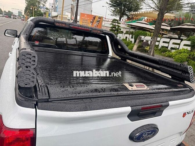 Ford Ranger XLS AT 4x4 2026 lướt 3.800km Trắng