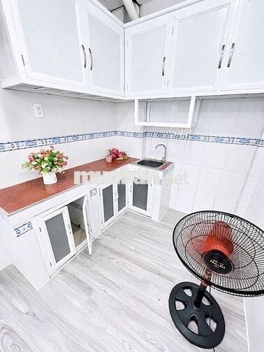 Nhỉnh 1 tỷ sở hữu siêu phẩm mini 3 tầng tại quận 6 cũ