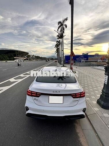 Kia K3 Luxury 2023 Trắng