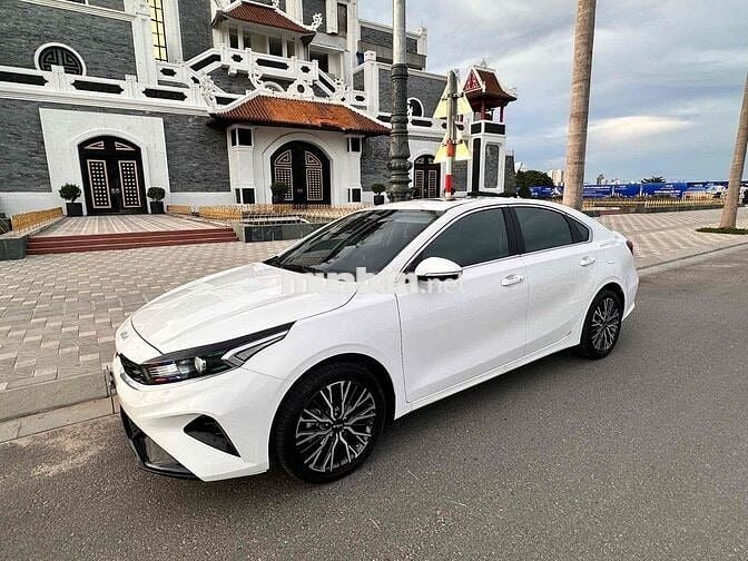 Kia K3 Luxury 2023 Trắng