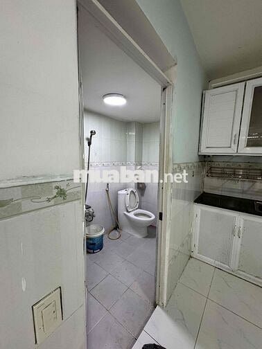 Nhà Lê Đức Thọ ngay giáo xứ Nữ Vương Hoà Bình (dt:5x15m 2 lầu sân rộng