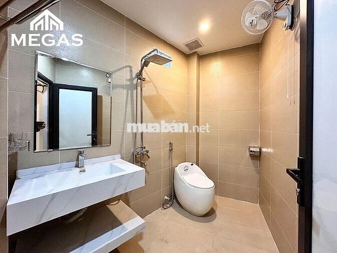 CĂN HỘ 2PN2WC 90M2 TẠI PHAN KẾ BÍNH - NGAY LOTTE LIỄU GIAI- VÀO Ở LUÔN