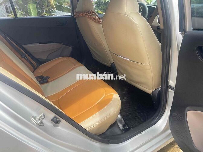 Hyundai Grand i10 Số sàn Bạc Ấn Độ