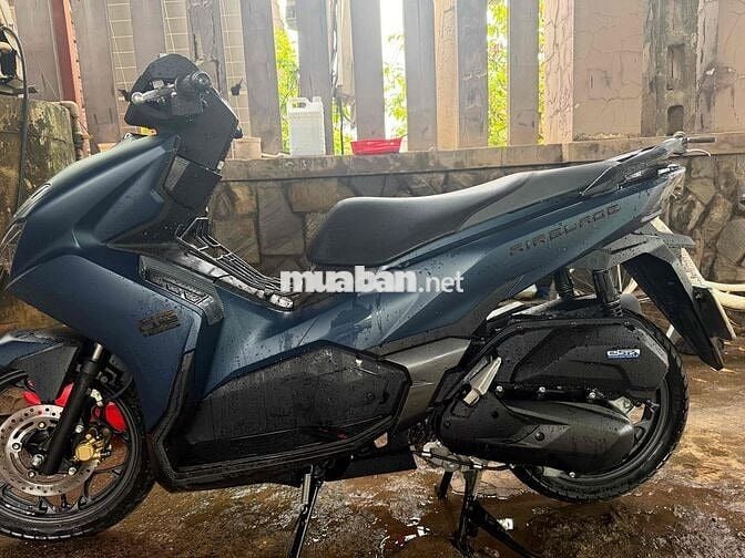 Honda Air Blade 2025 Xanh, Đen 2100 km