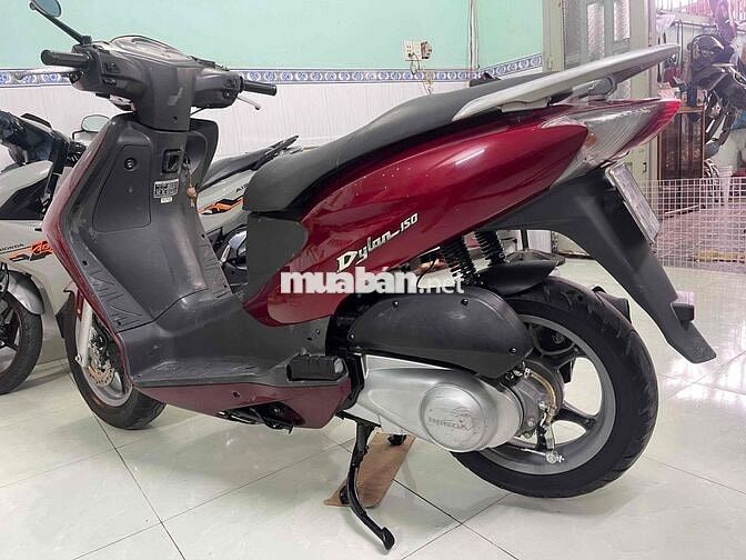 Honda Dylan 150 2004 màu Đỏ