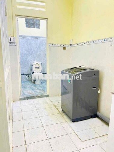 Cần cho thuê nhà nguyên căn chung cư bình phú khu dân trí cao
