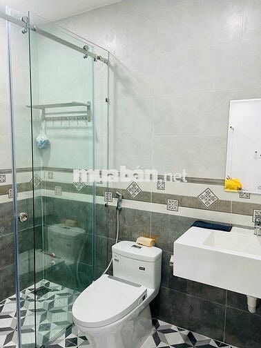 Cho thuê Phòng Đẹp Mới đường Nguyễn thái sơn, P An Nhơn
