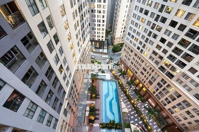 SAIGON ROYAL Q4 – CĂN 2PN 60M² ĐỦ NT – GIÁ 18.5TR NHÀ TRỐNG VÀO Ở LIỀN