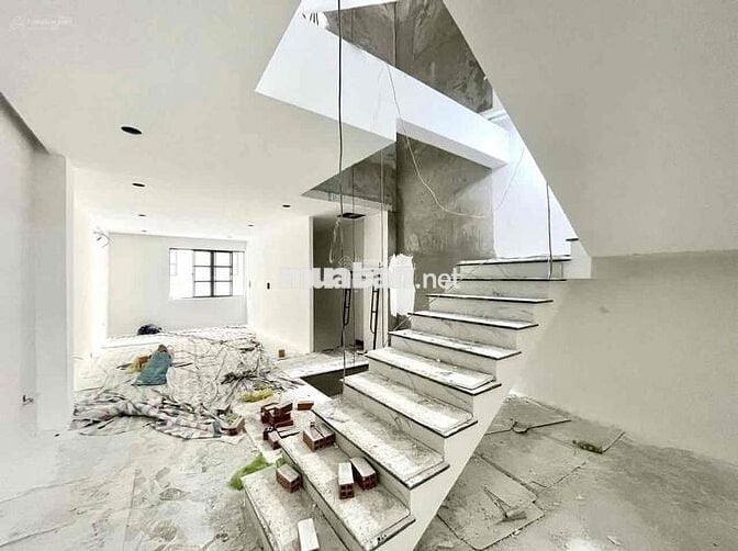 CHO THUÊ NGUYÊN CĂN CITYLAND CÓ THANG MÁY 1 TRỆT 4 LẦU 100M2