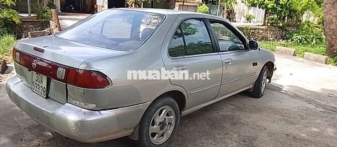 Nissan Sunny 2001 Nâu