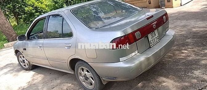 Nissan Sunny 2001 Nâu