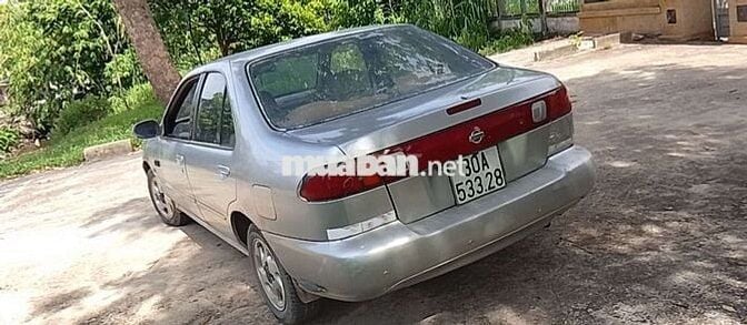 Nissan Sunny 2001 Nâu