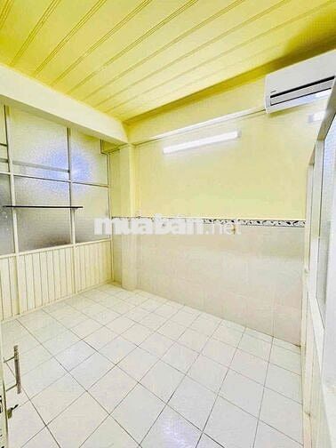 Cần cho thuê nhà nguyên căn chung cư bình phú khu dân trí cao