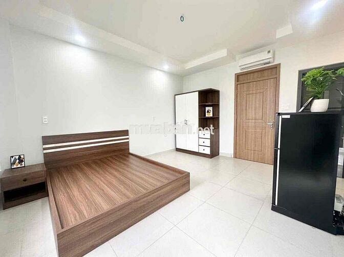 Studio cửa sổ thoáng xịn mịn ngay Đại Học Văn Lang CS3
