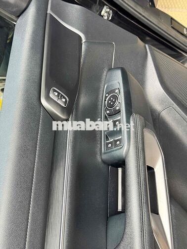 Ford Everest Sport 2023 Đen 3v8