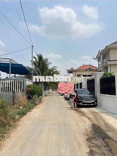 Lô Đất Xây Nhà Hoặc Phòng Trọ Cực Đẹp | Gần 823D – Khu Biệt Thự – Giá