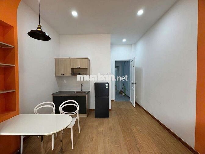 Cho thuê căn hộ studio ban công full nội thất Sư Vạn Hạnh Quận 10 