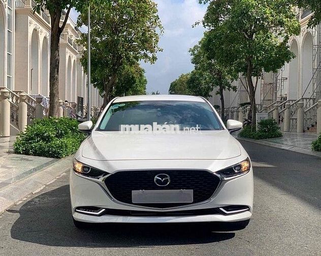 Mazda Mazda 3 Luxury 2023 Trắng 37.000 km