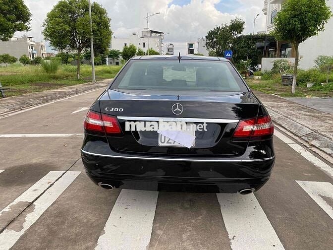 Mercedes-Benz E300 2009 Đen Tự động