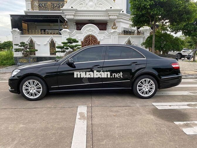 Mercedes-Benz E300 2009 Đen Tự động